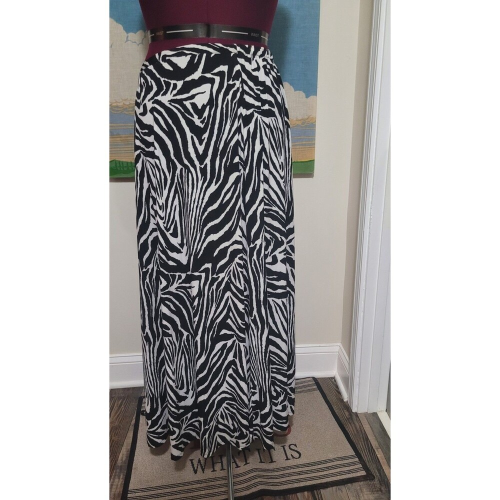Women's Size 18 20 Zebra Maxi Skirt 90s Y2k Whimsigoth Boho Festival Flowy Bold